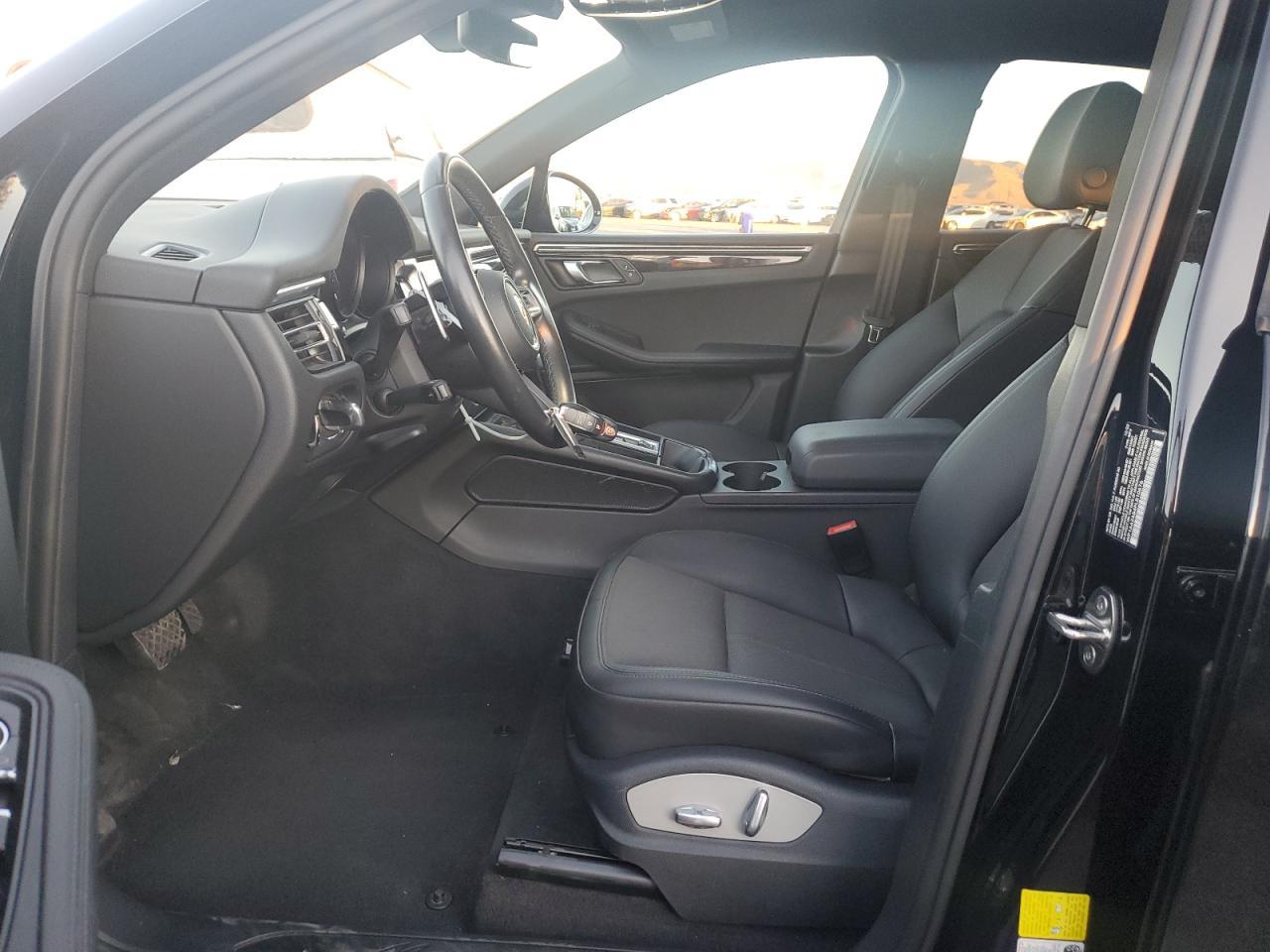 2023 PORSCHE MACAN BASE - Image 7