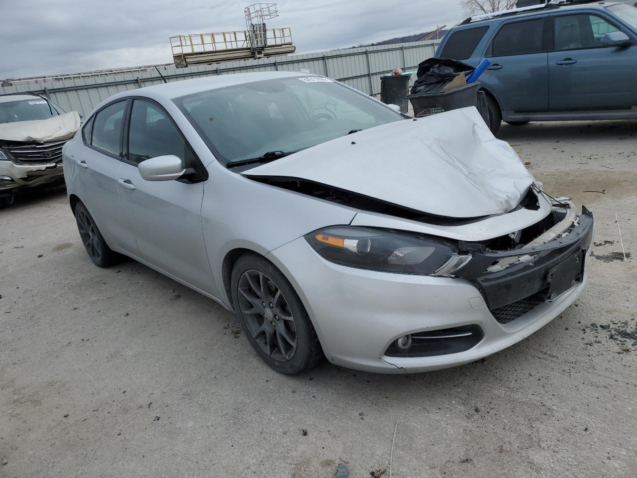 2013 DODGE DART SXT - Image 4