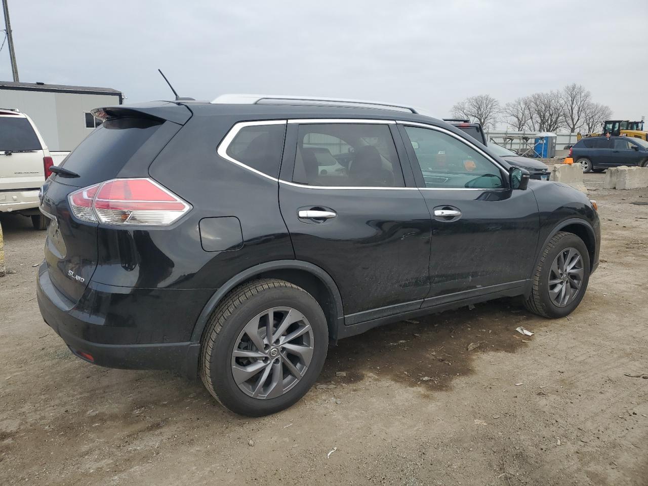 2016 NISSAN ROGUE S - Фото 3