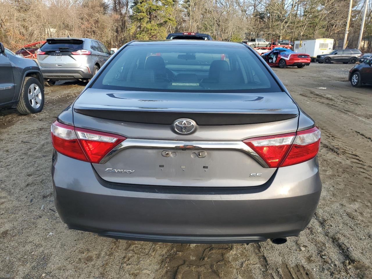 2017 TOYOTA CAMRY LE - Image 6