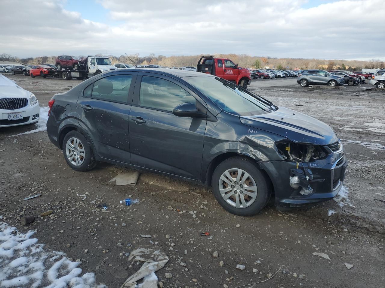 2017 CHEVROLET SONIC LS - Фото 4