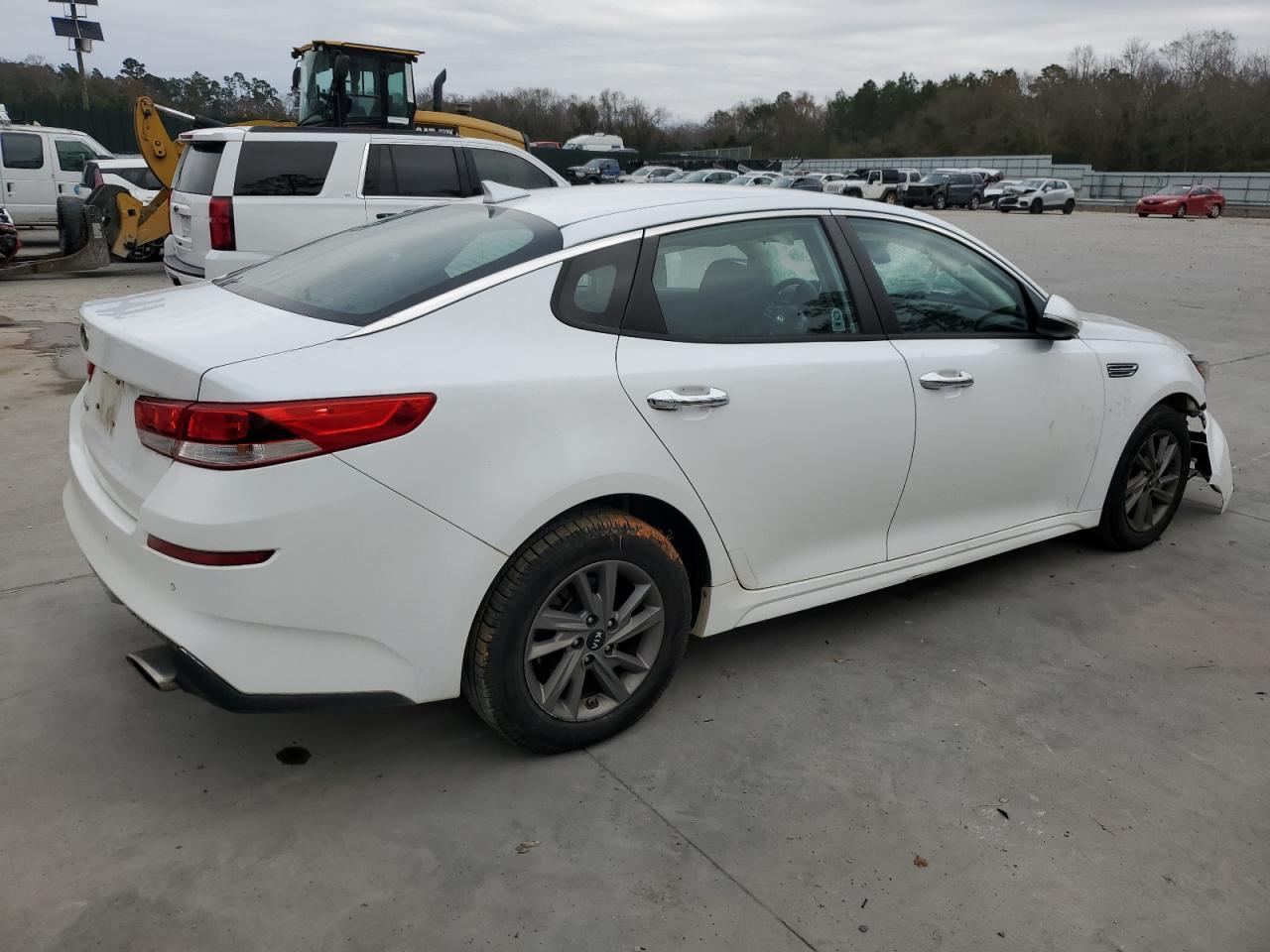 2020 KIA OPTIMA LX - Image 3