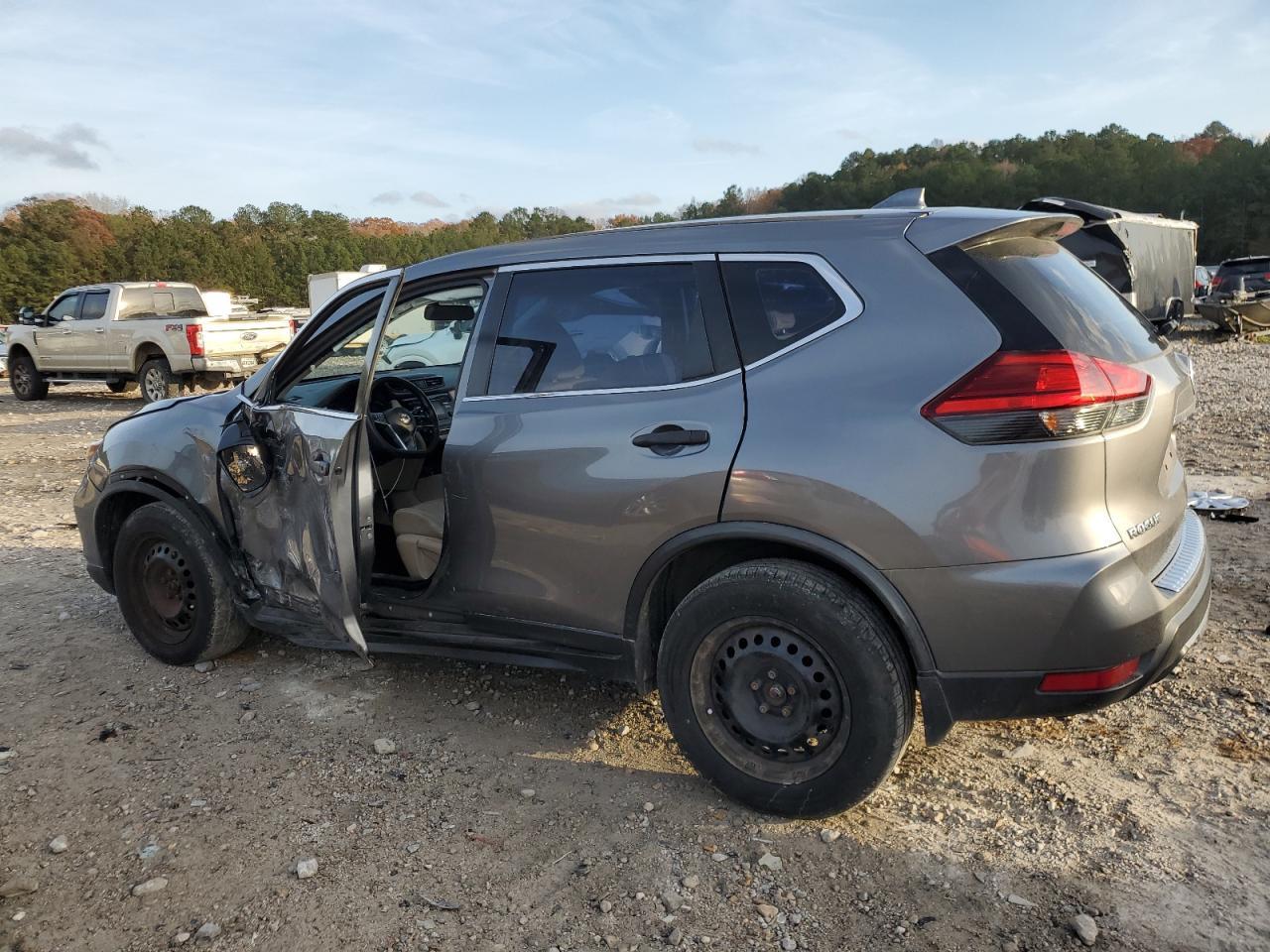 2017 NISSAN ROGUE S - Image 2