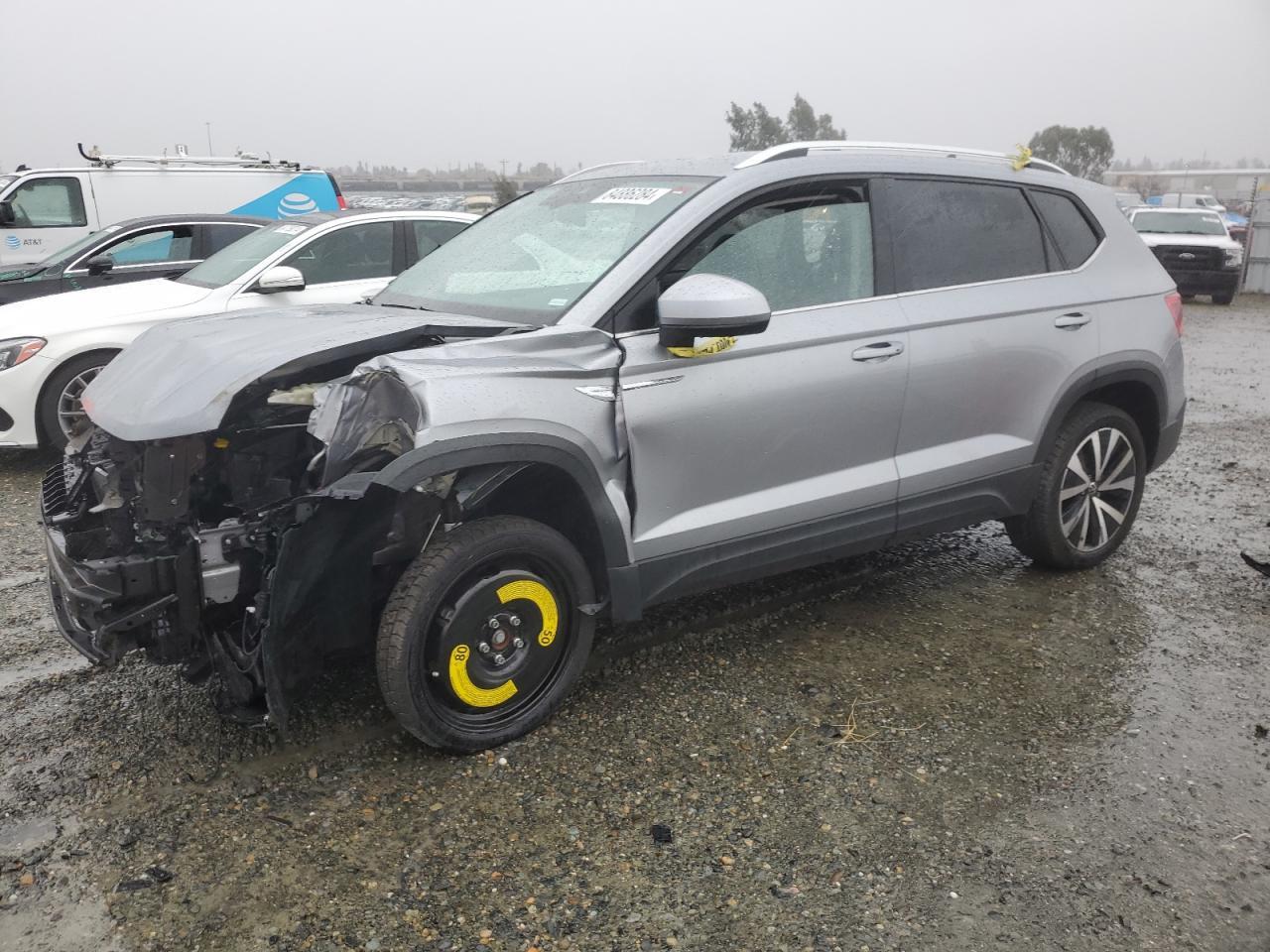 2024 VOLKSWAGEN TAOS SE