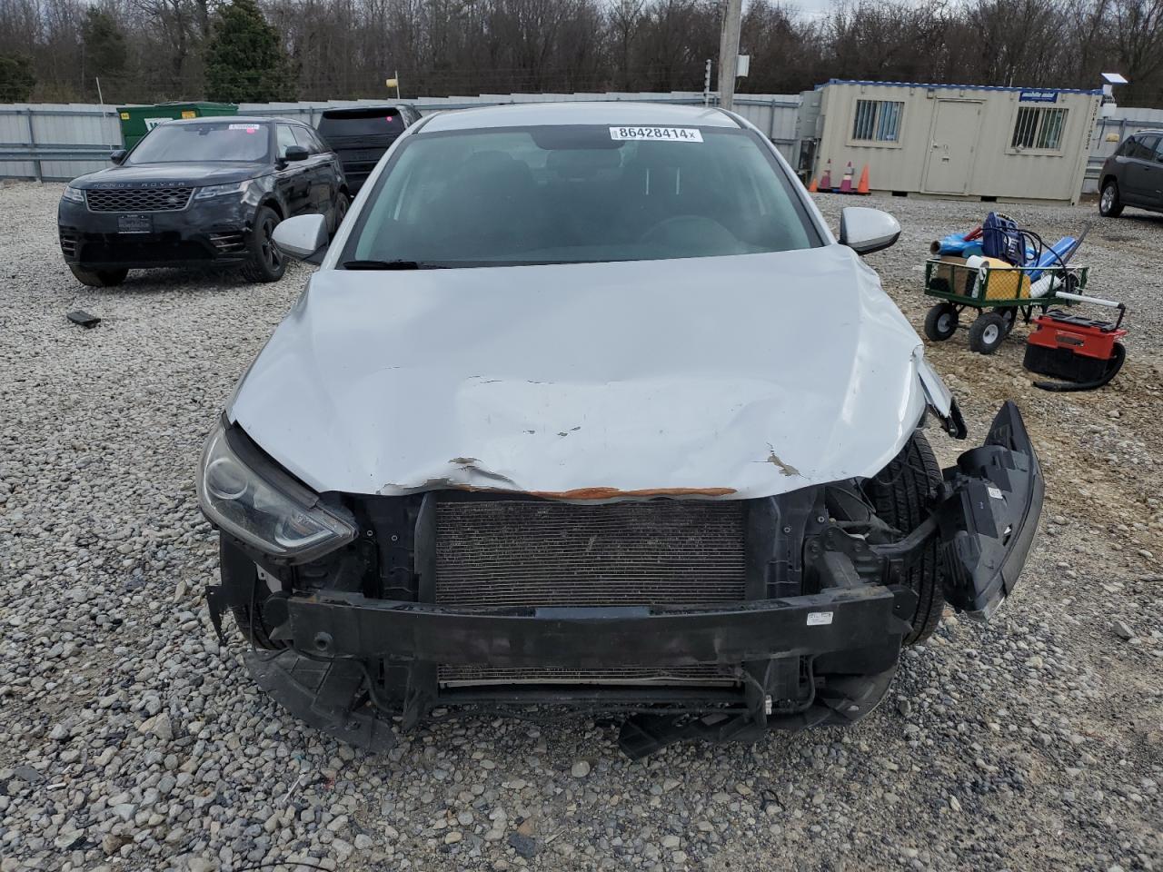 2018 HYUNDAI ELANTRA SE - Фото 5
