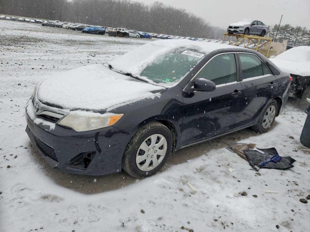 2014 TOYOTA CAMRY L car image