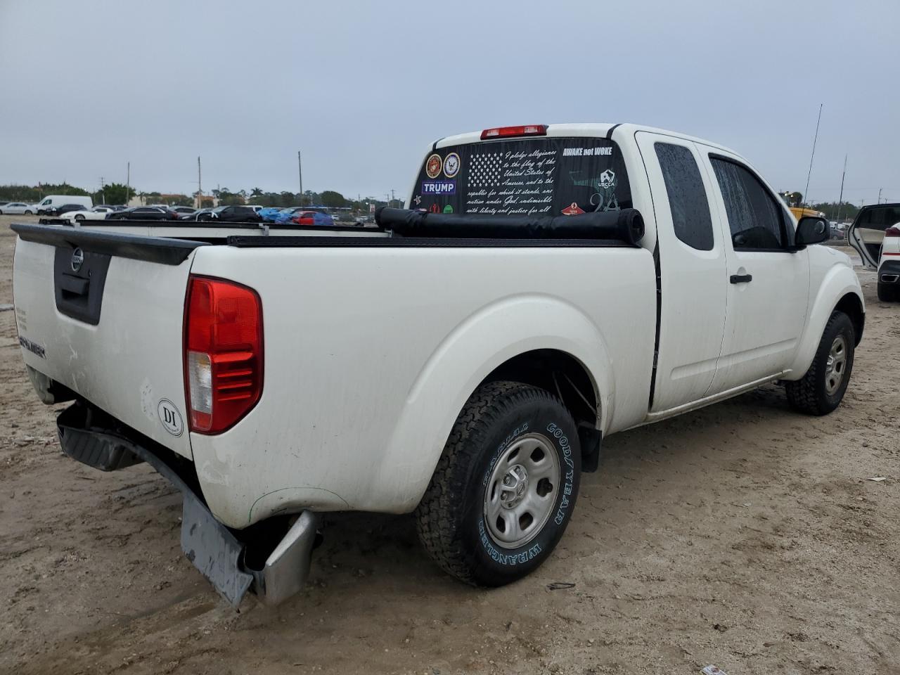 2016 NISSAN FRONTIER S - Фото 3