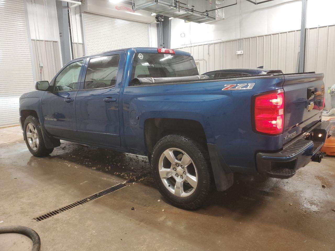 2017 CHEVROLET SILVERADO - Image 2