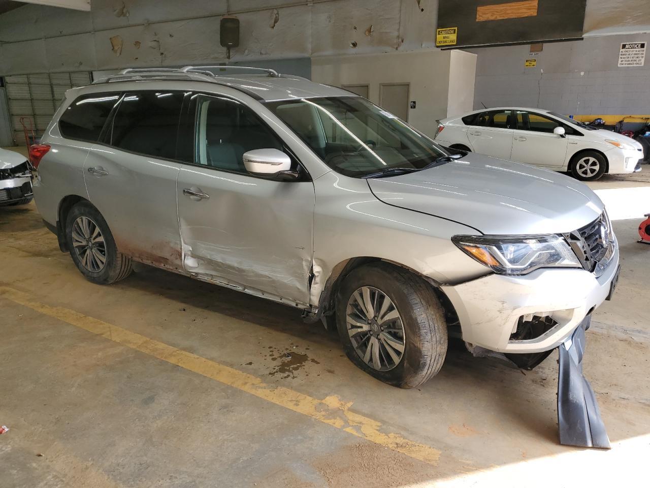 2019 NISSAN PATHFINDER - Фото 4