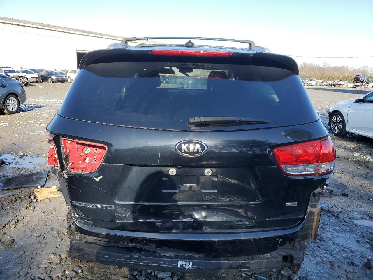 2017 KIA SORENTO LX - Фото 6