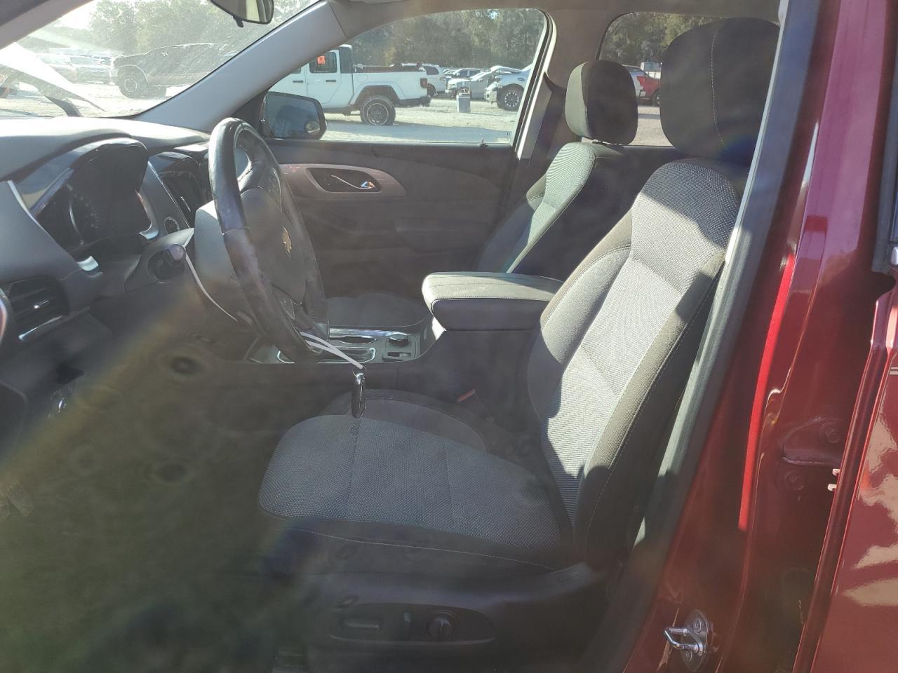 2018 CHEVROLET TRAVERSE L - Фото 7