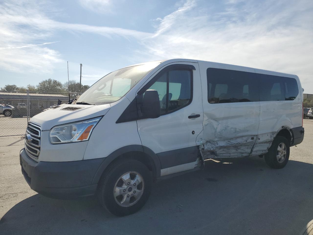 2017 FORD TRANSIT T-