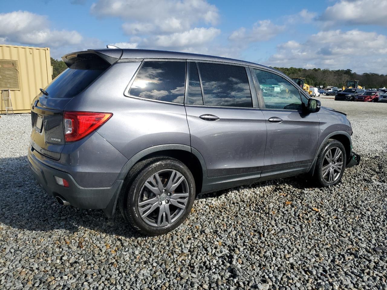 2019 HONDA PASSPORT E - Фото 3