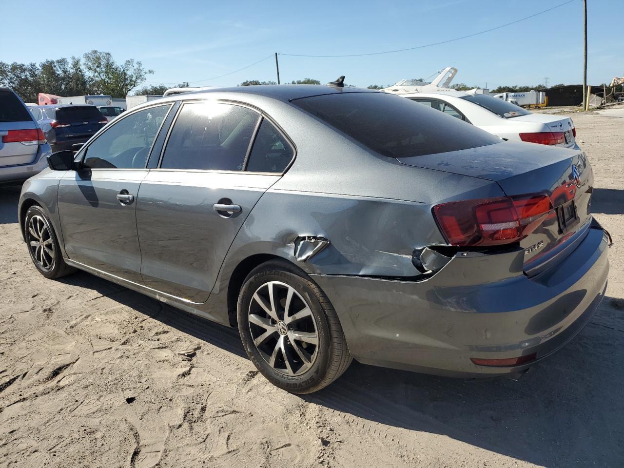 2016 VOLKSWAGEN JETTA SE - Image 2