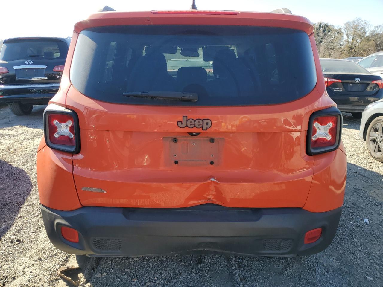 2016 JEEP RENEGADE L - Image 6