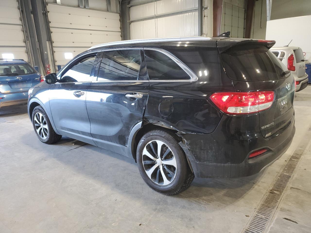 2016 KIA SORENTO EX - Image 2