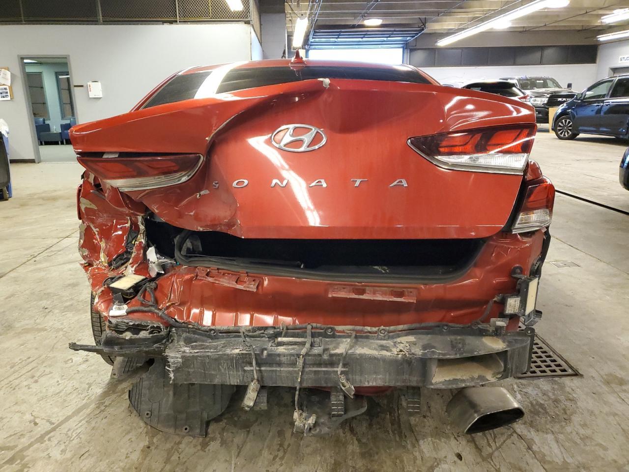2018 HYUNDAI SONATA SPO - Image 6