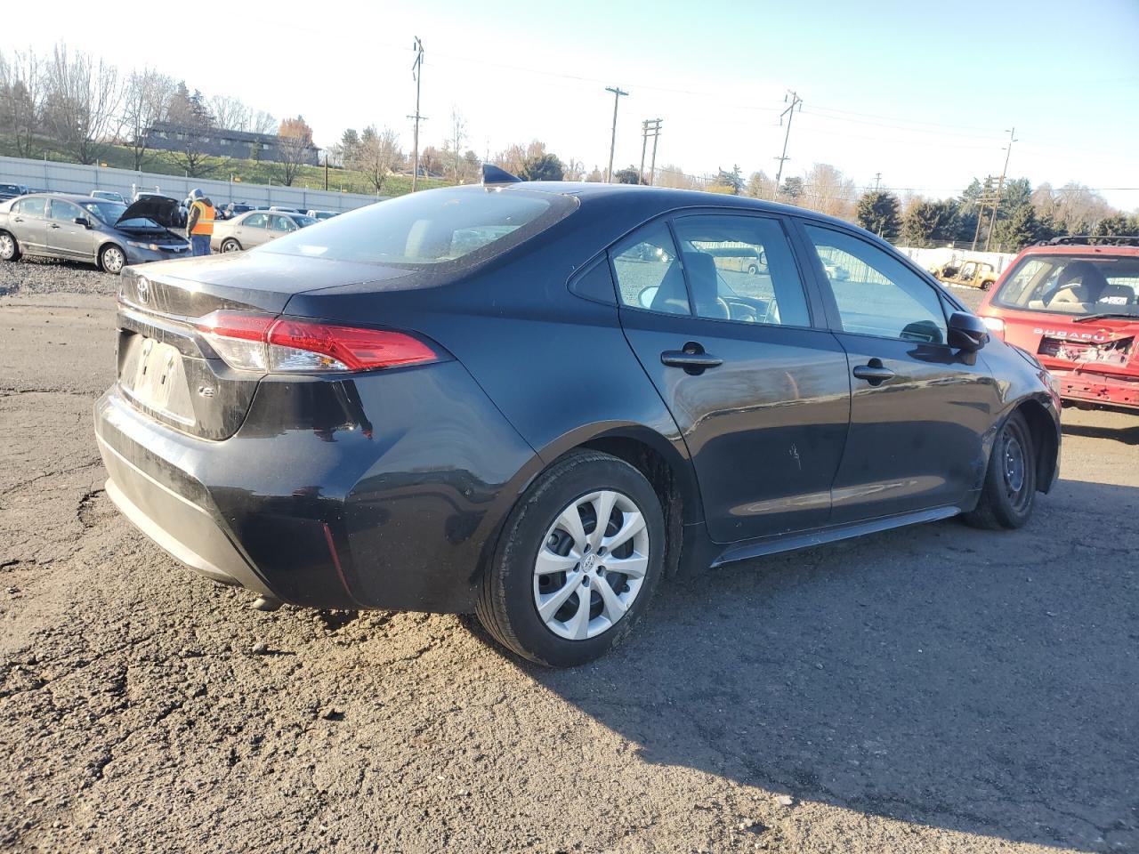 2020 TOYOTA COROLLA LE - Image 3