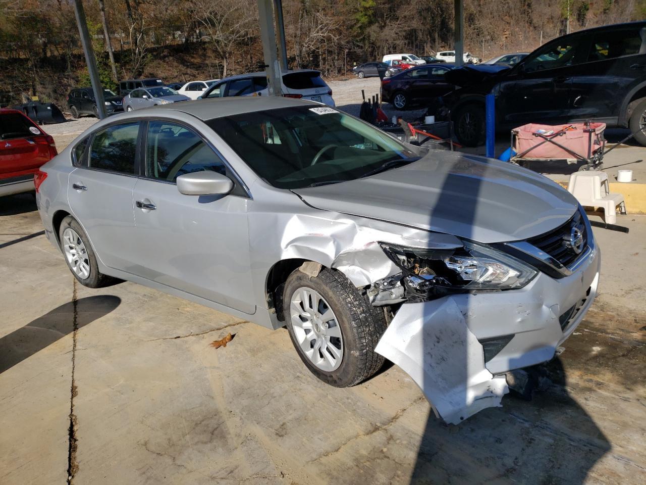 2018 NISSAN ALTIMA 2.5 - Фото 4