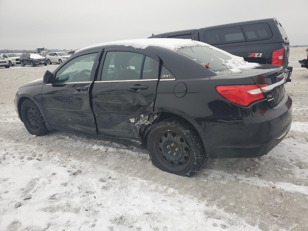 2012 CHRYSLER 200 LX - Фото 2