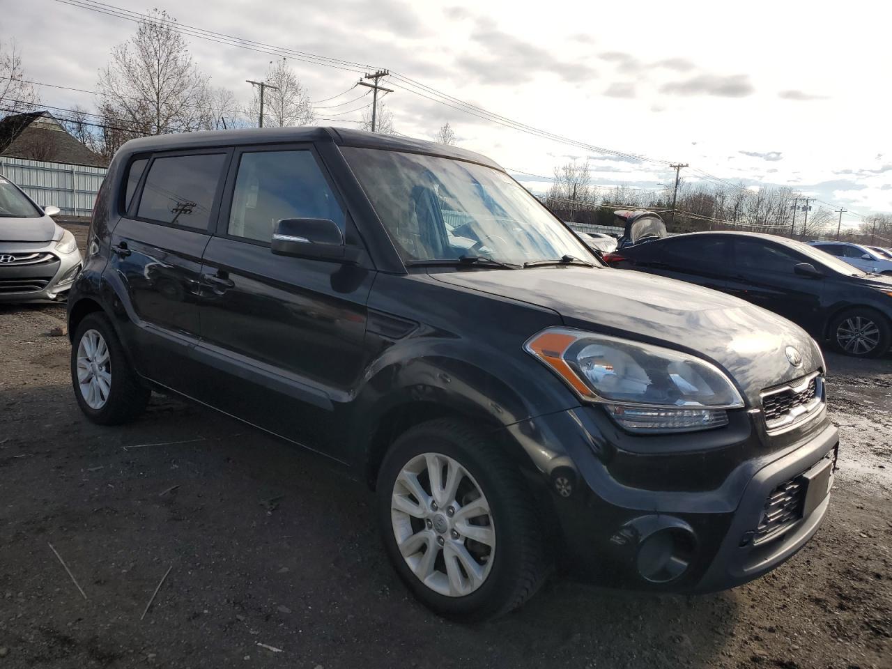 2013 KIA SOUL + - Фото 4