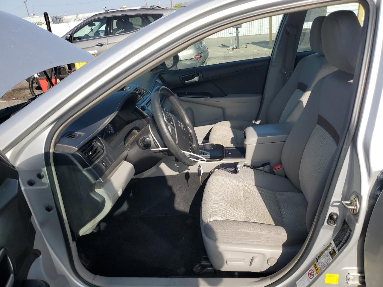 2014 TOYOTA CAMRY L - Фото 7