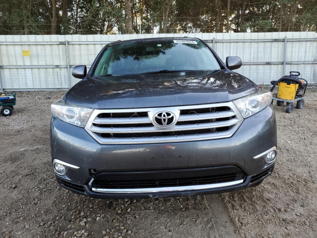 2011 TOYOTA HIGHLANDER - Фото 5