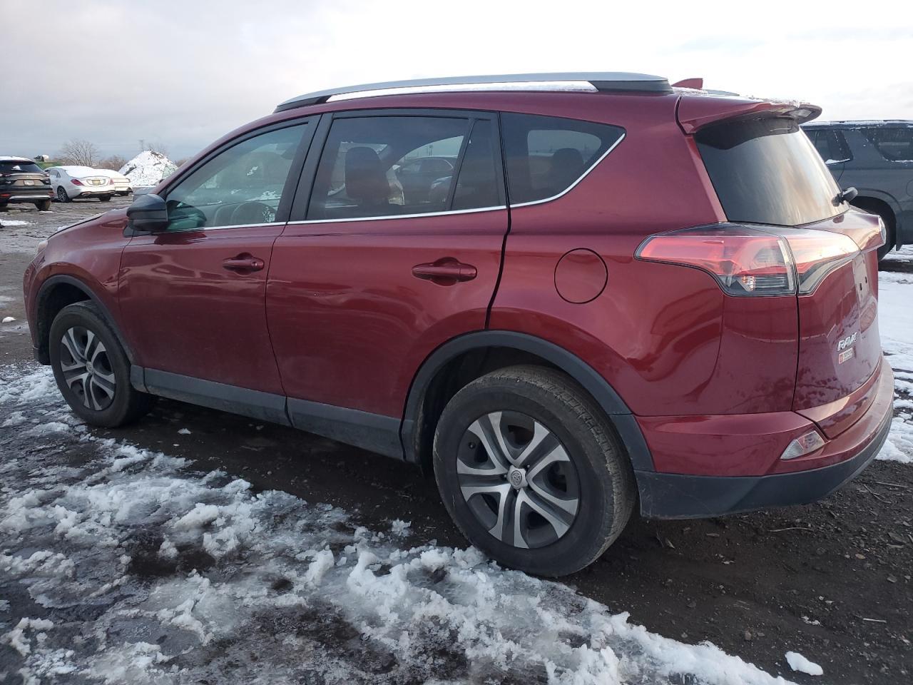 2018 TOYOTA RAV4 LE - Image 2