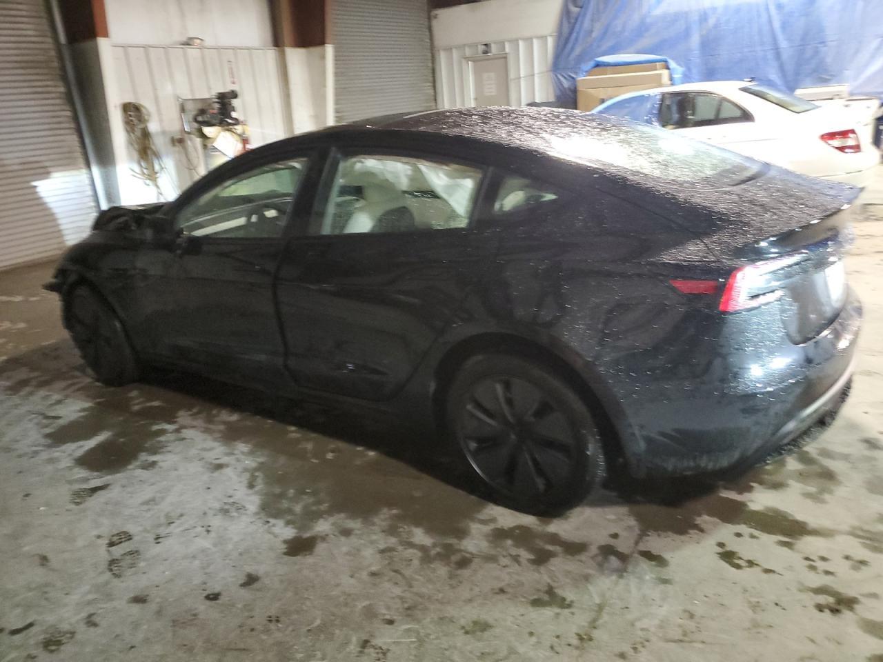 2024 TESLA MODEL 3 - Image 2