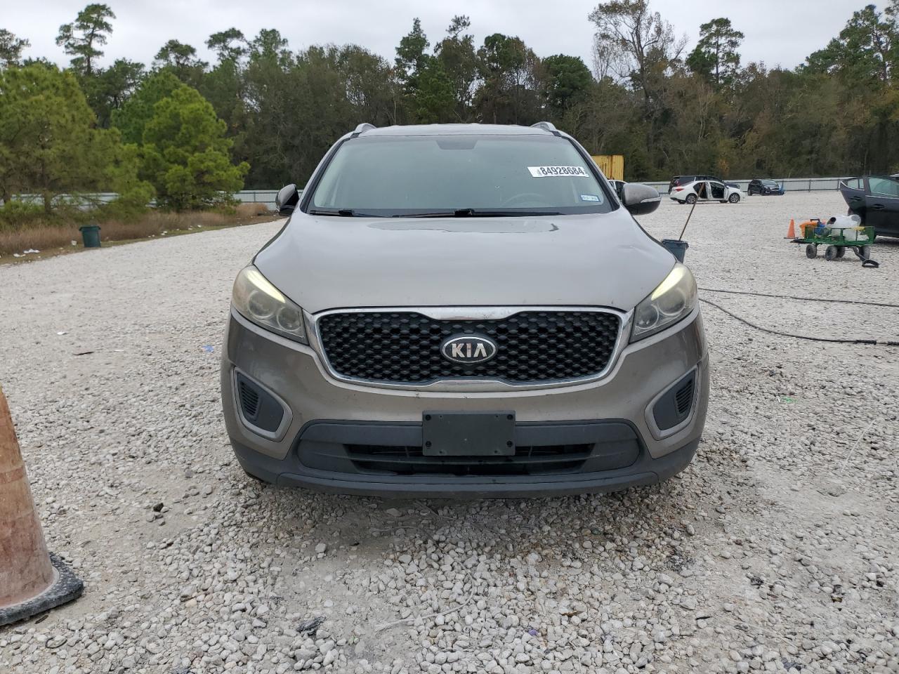 2016 KIA SORENTO LX - Image 5