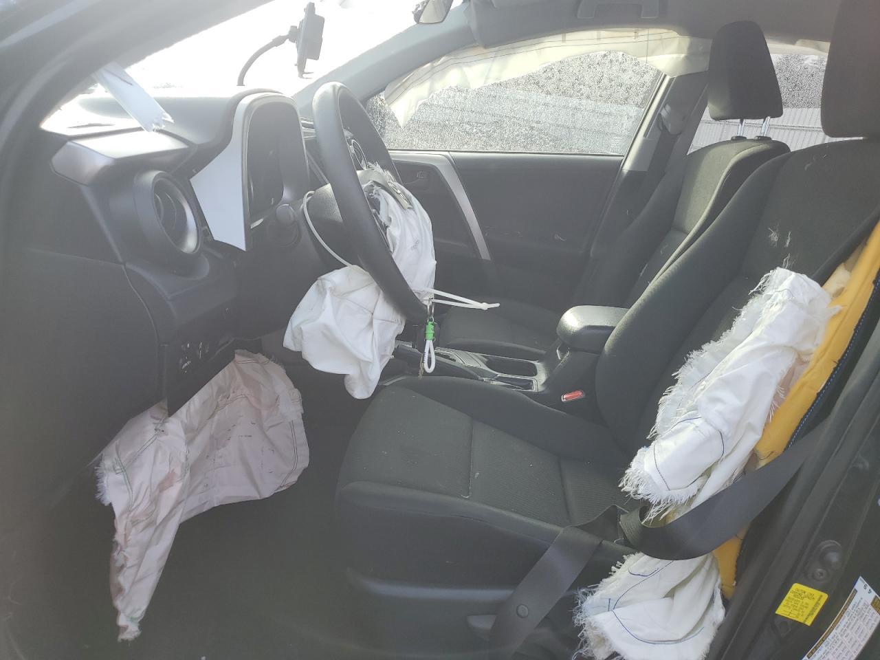 2018 TOYOTA RAV4 LE - Image 7