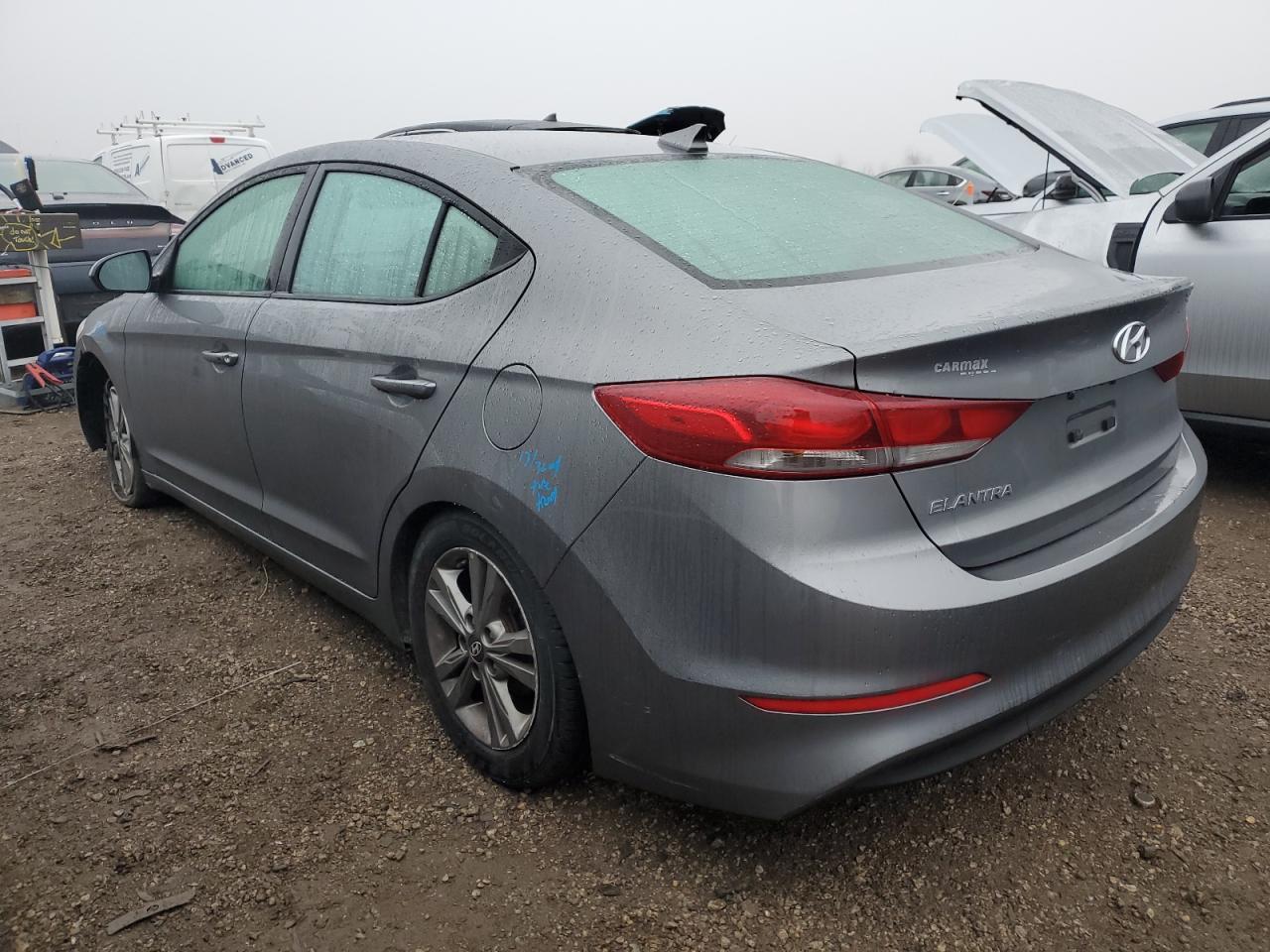 2018 HYUNDAI ELANTRA SE - Фото 2