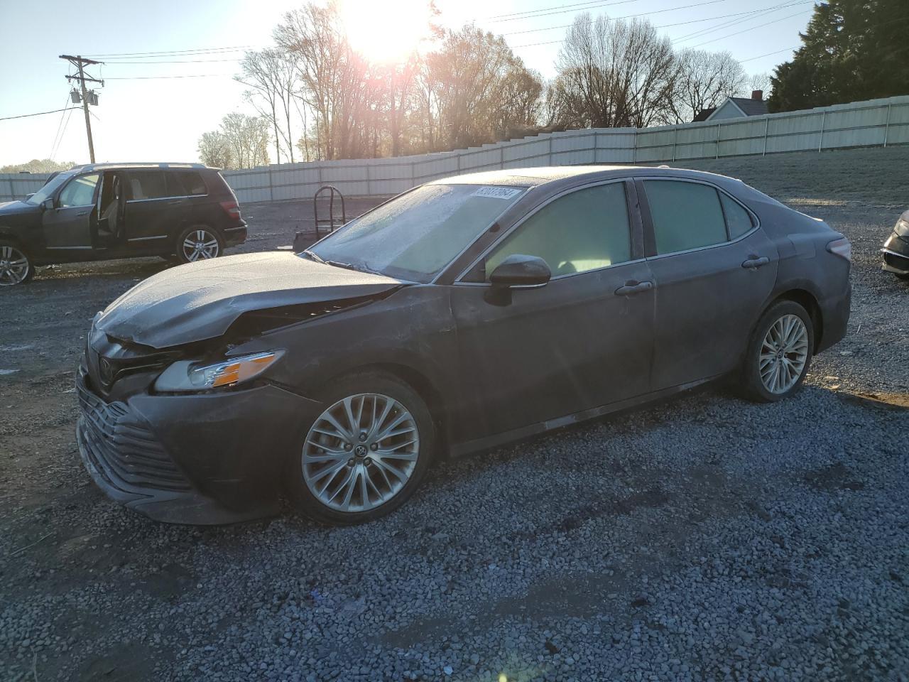2019 TOYOTA CAMRY XSE