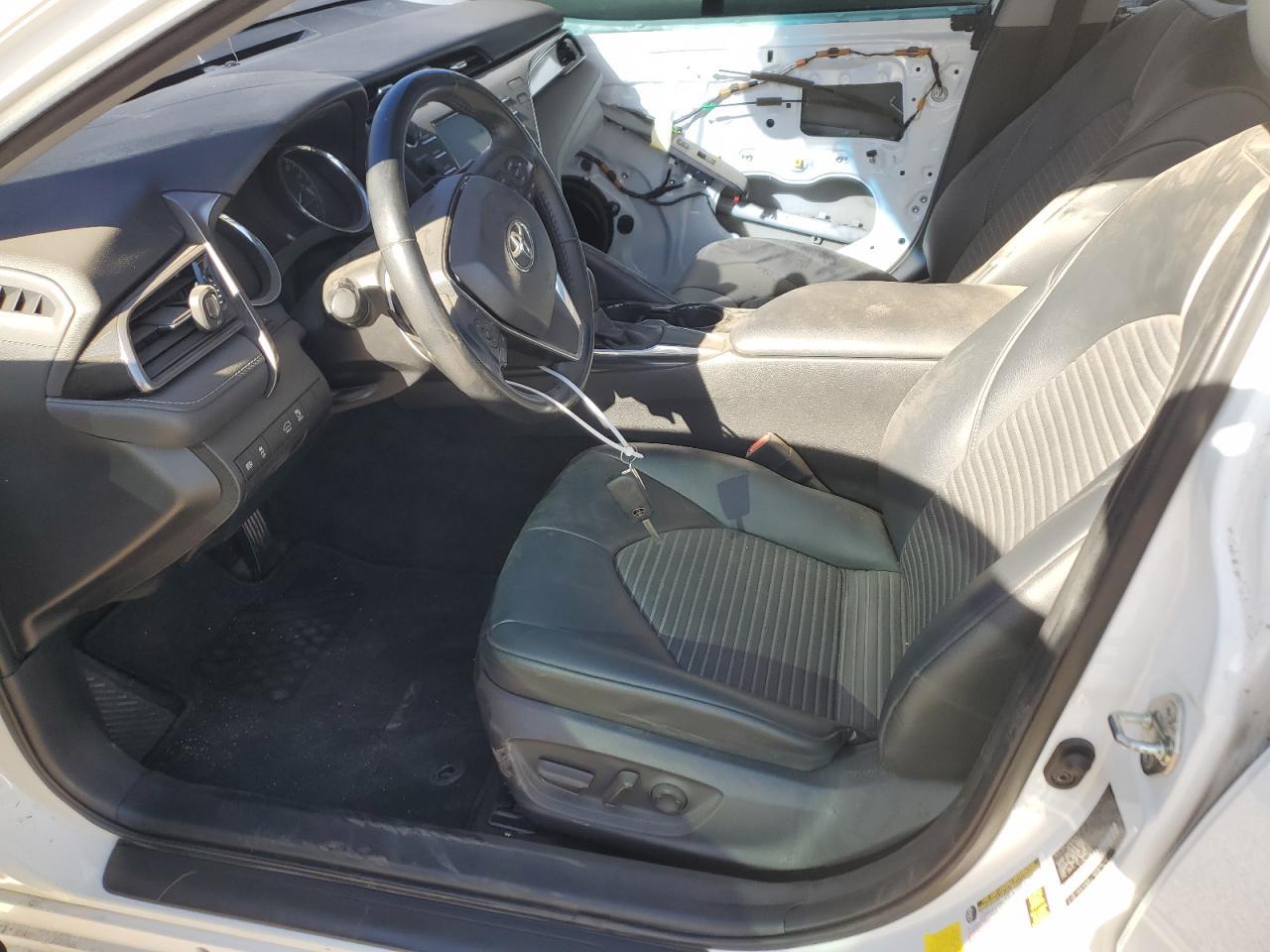 2019 TOYOTA CAMRY L - Image 7