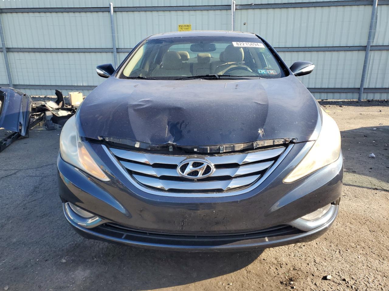 2011 HYUNDAI SONATA SE - Image 5