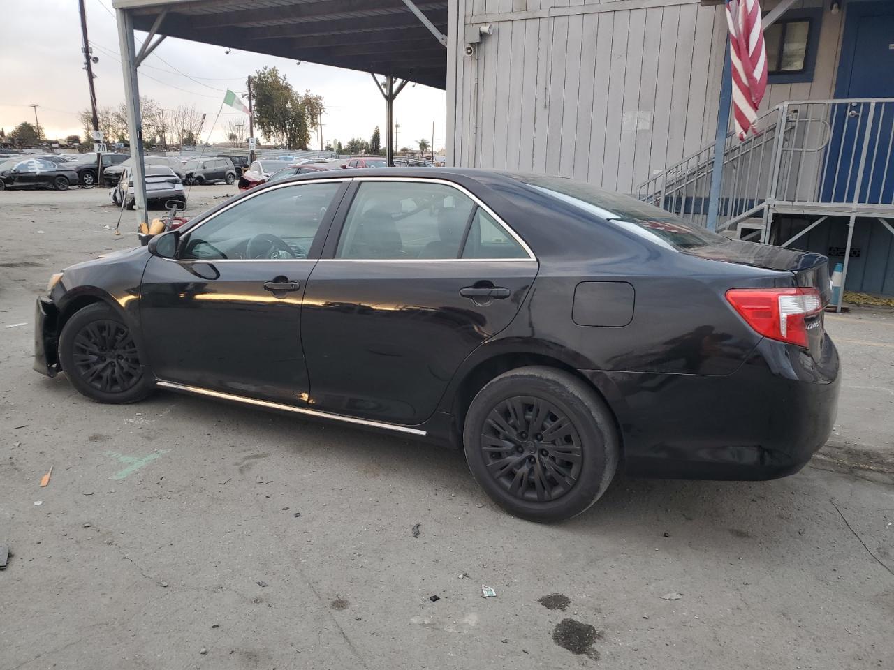 2012 TOYOTA CAMRY BASE - Image 2