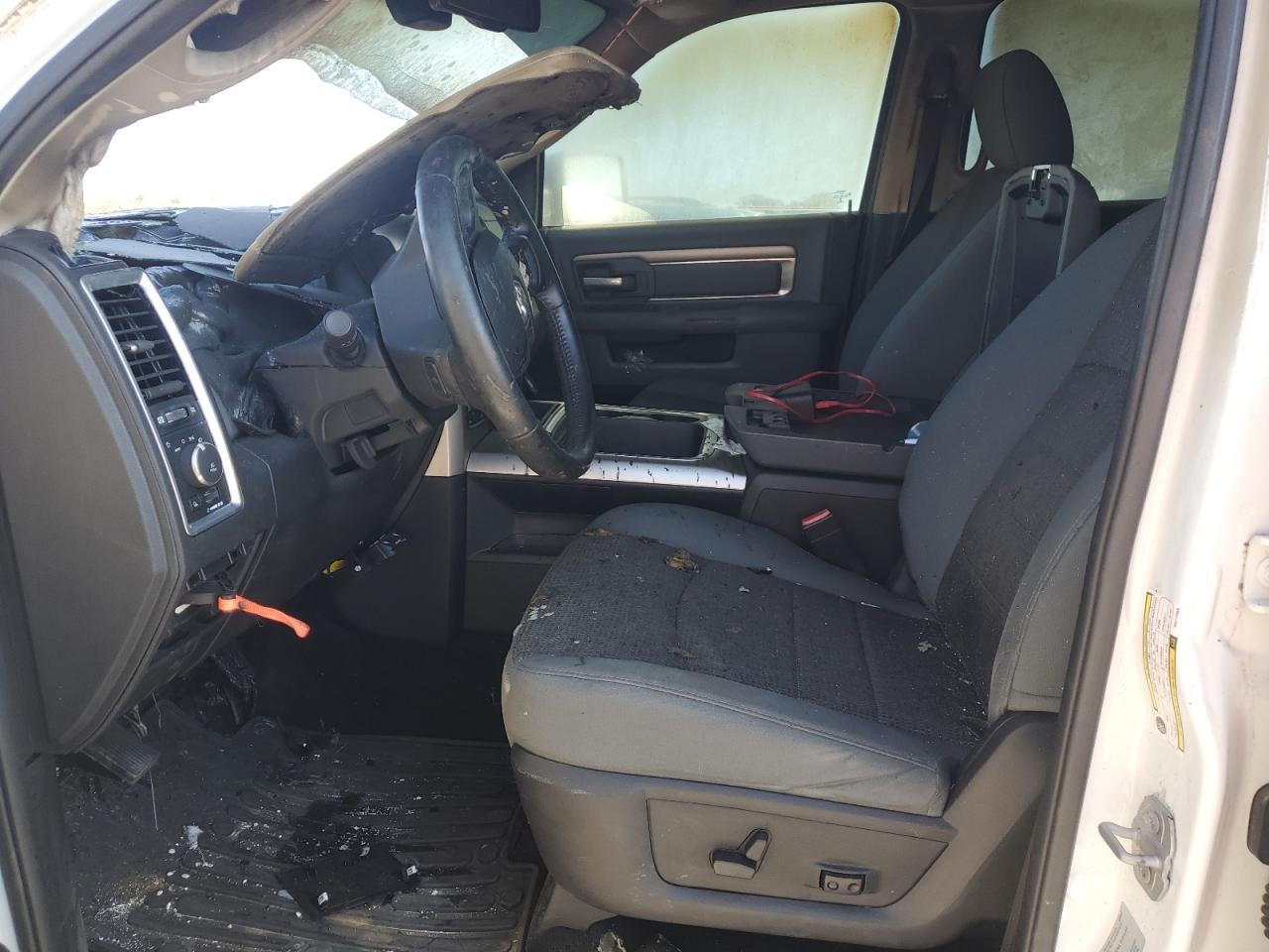2017 RAM 1500 SLT - Image 7