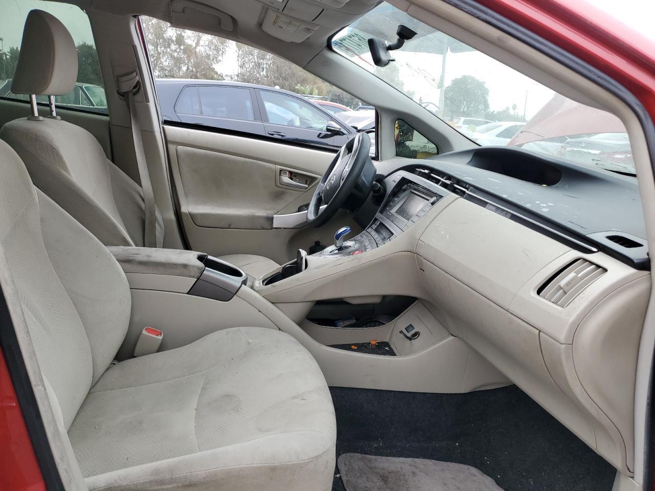 2015 TOYOTA PRIUS - Фото 7