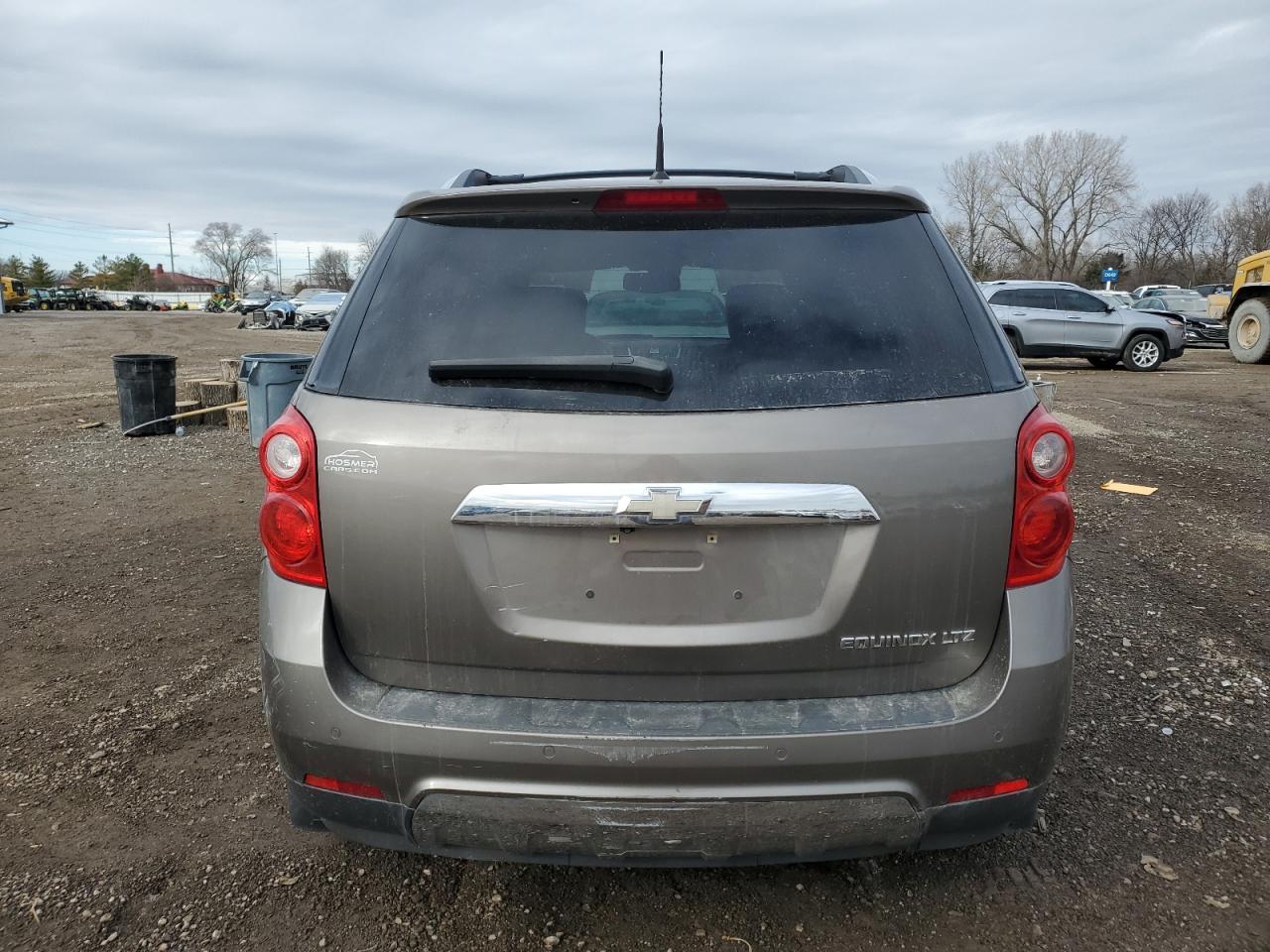 2011 CHEVROLET EQUINOX LT - Image 6