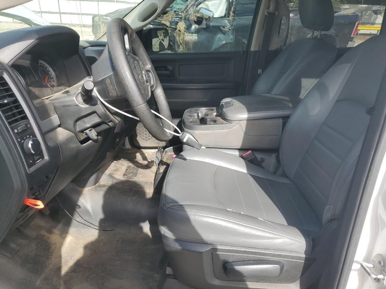 2017 RAM 1500 ST - Image 7