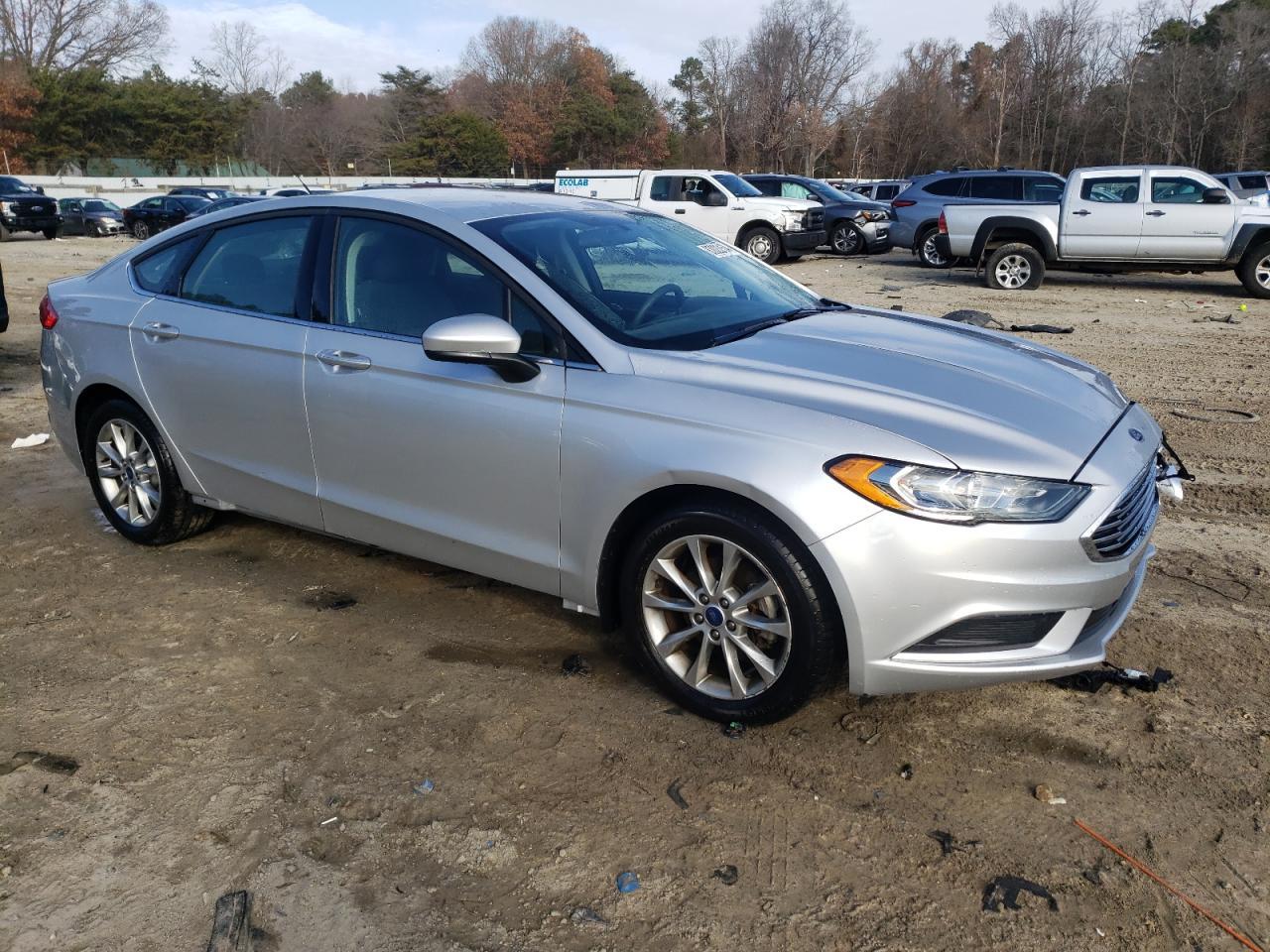 2017 FORD FUSION SE - Фото 4