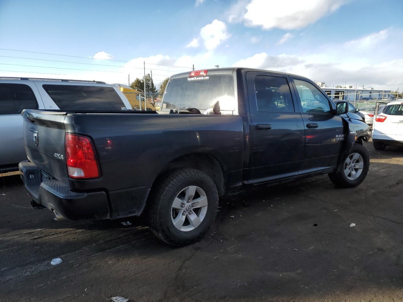 2017 RAM 1500 ST - Image 3