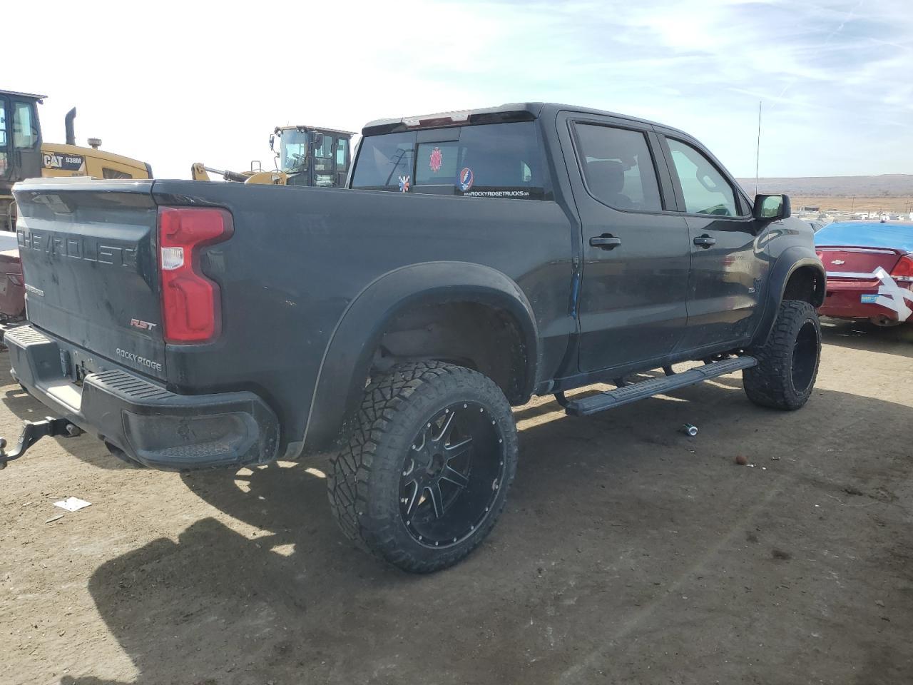 2021 CHEVROLET SILVERADO - Фото 3