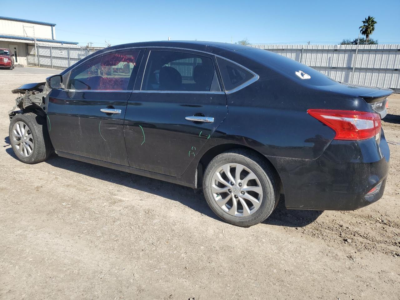 2017 NISSAN SENTRA S - Фото 2