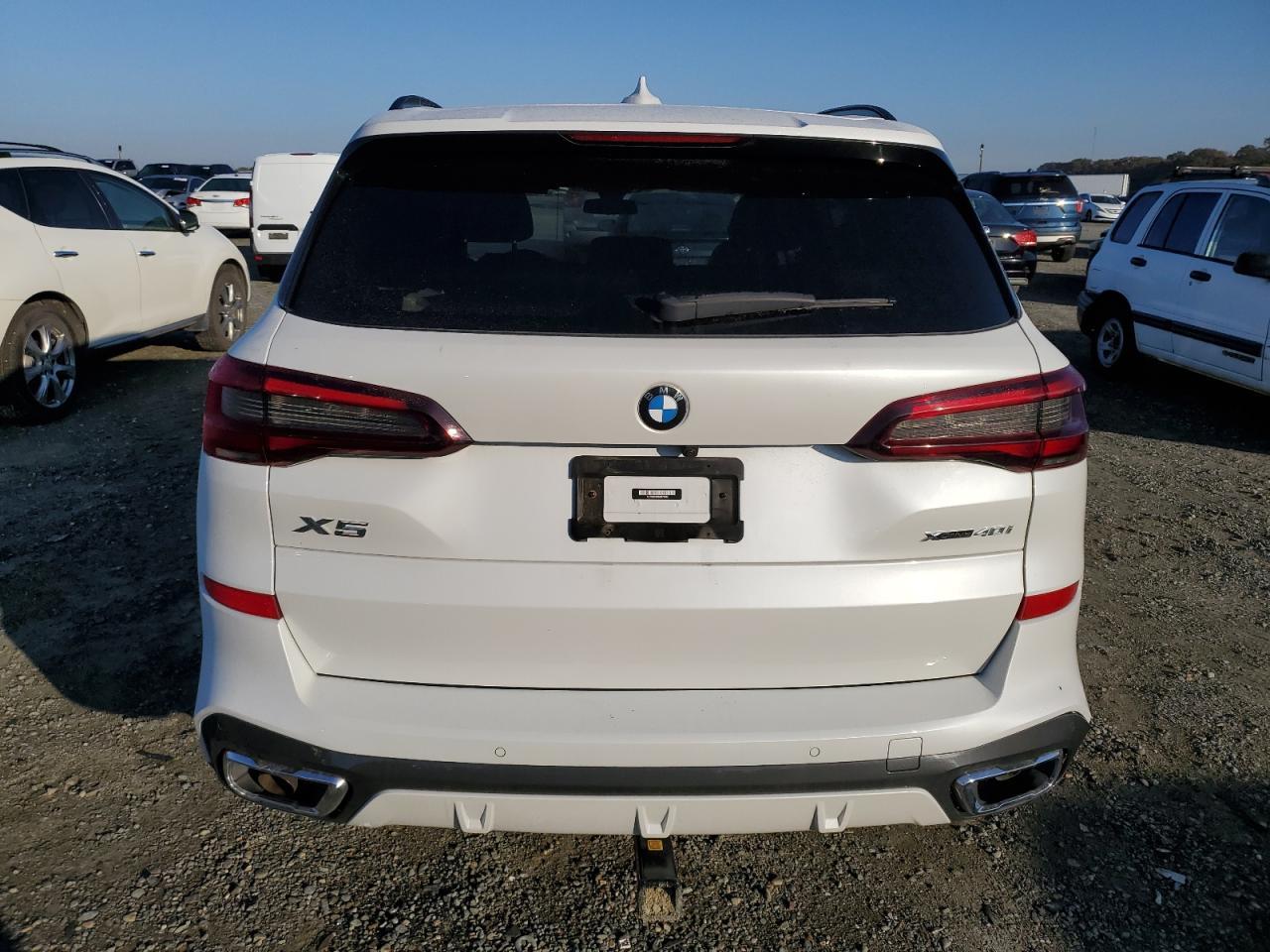 2022 BMW X5 XDRIVE4 - Фото 6