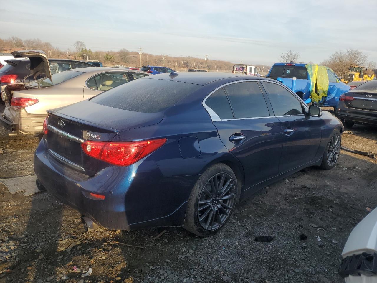 2016 INFINITI Q50 RED SP - Фото 3