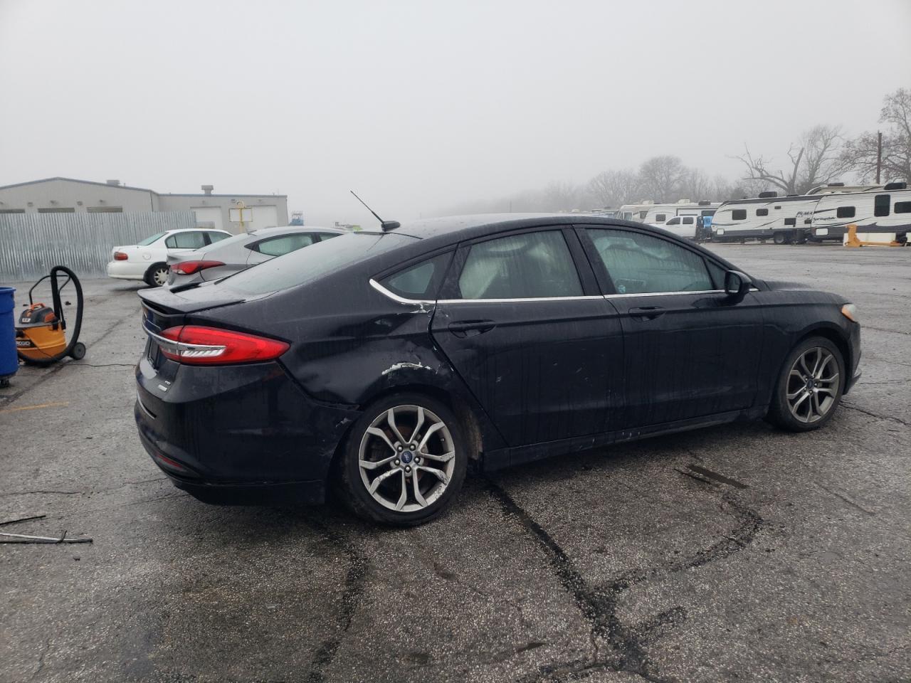 2017 FORD FUSION SE - Фото 3
