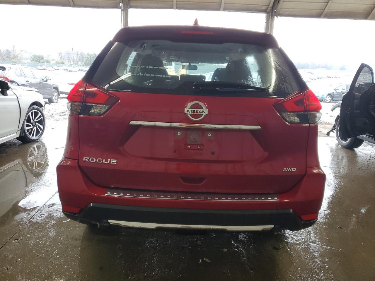 2017 NISSAN ROGUE S - Image 6