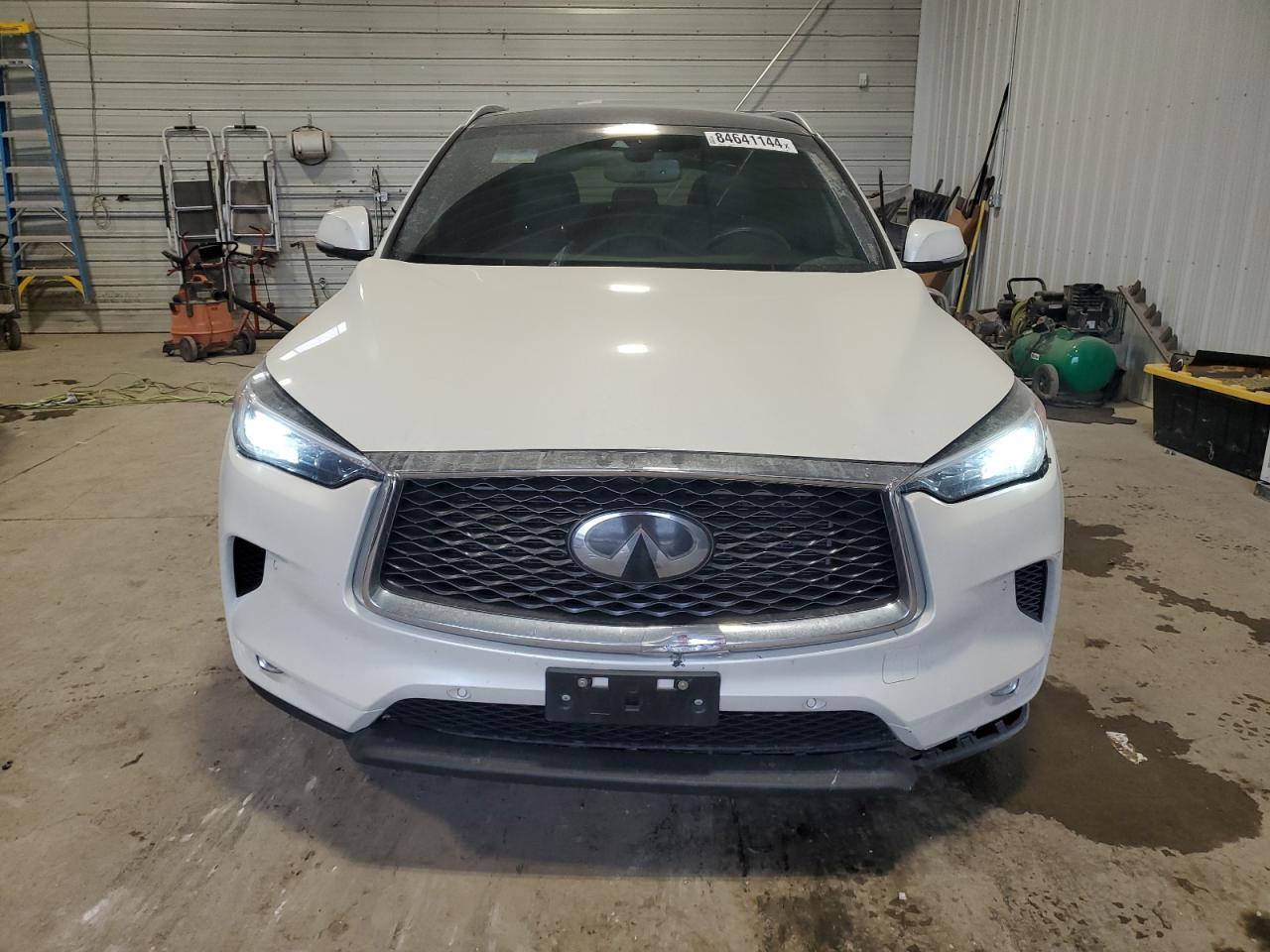 2019 INFINITI QX50 ESSEN - Image 5