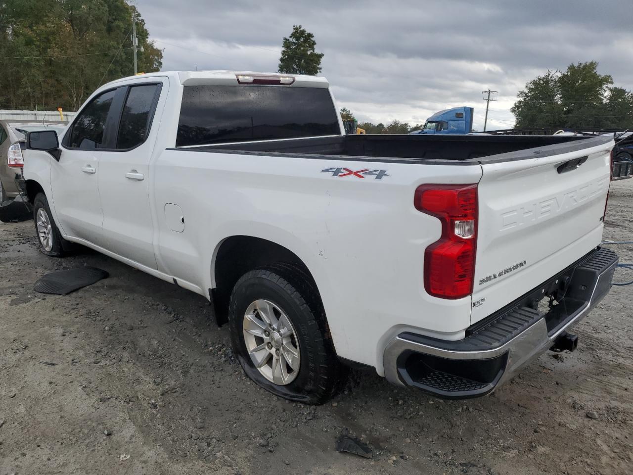 2020 CHEVROLET SILVERADO - Image 2